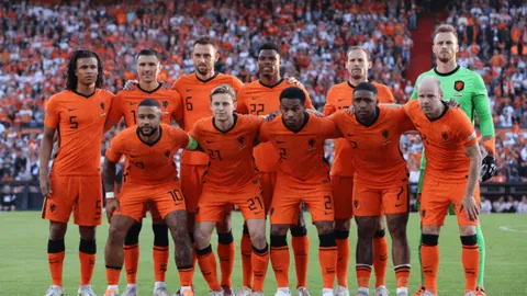 《冰汽时代》跨界新玩法！体验这款独特“混血”FPS，趣味无穷！